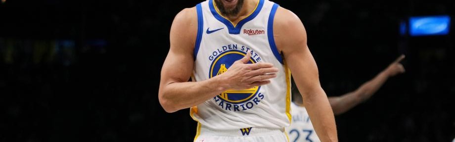 库里27分5助 勇士六人上双胜篮网